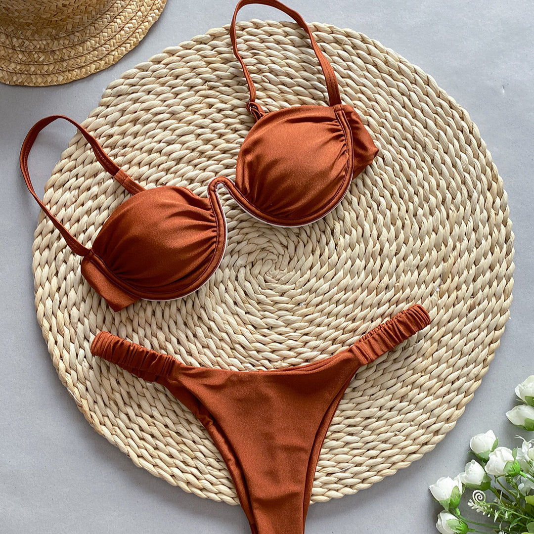 Edler Bikini mit Raffungen – Dein Sommer-Essential